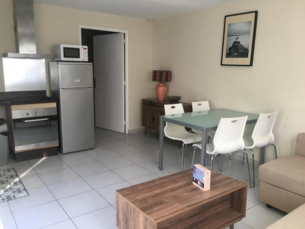 Camping Hotel Les Rives Du Loup Tourrettes-sur-Loup Eksteriør billede