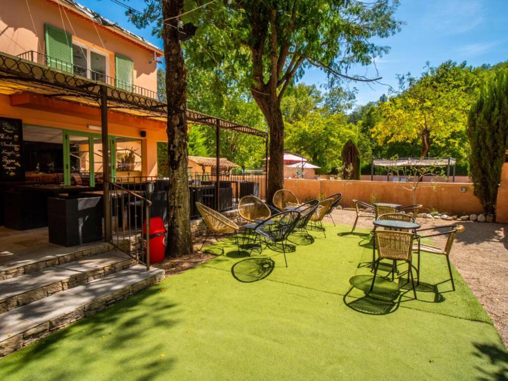 Camping Hotel Les Rives Du Loup Tourrettes-sur-Loup Eksteriør billede