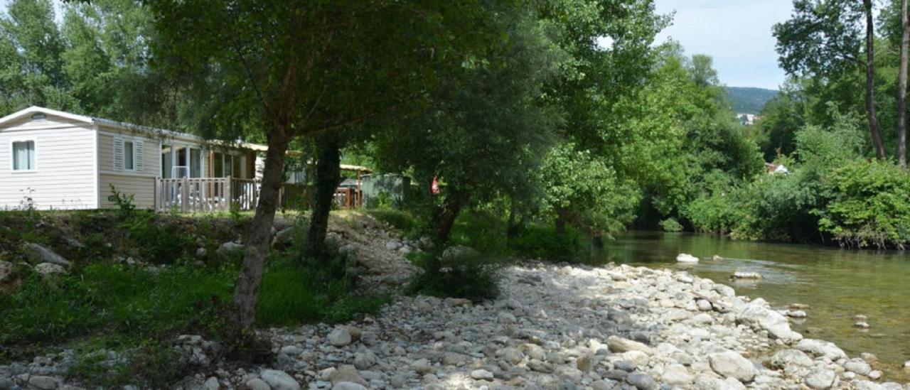 Camping Hotel Les Rives Du Loup Tourrettes-sur-Loup Eksteriør billede