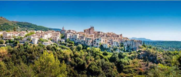 Camping Hotel Les Rives Du Loup Tourrettes-sur-Loup Eksteriør billede