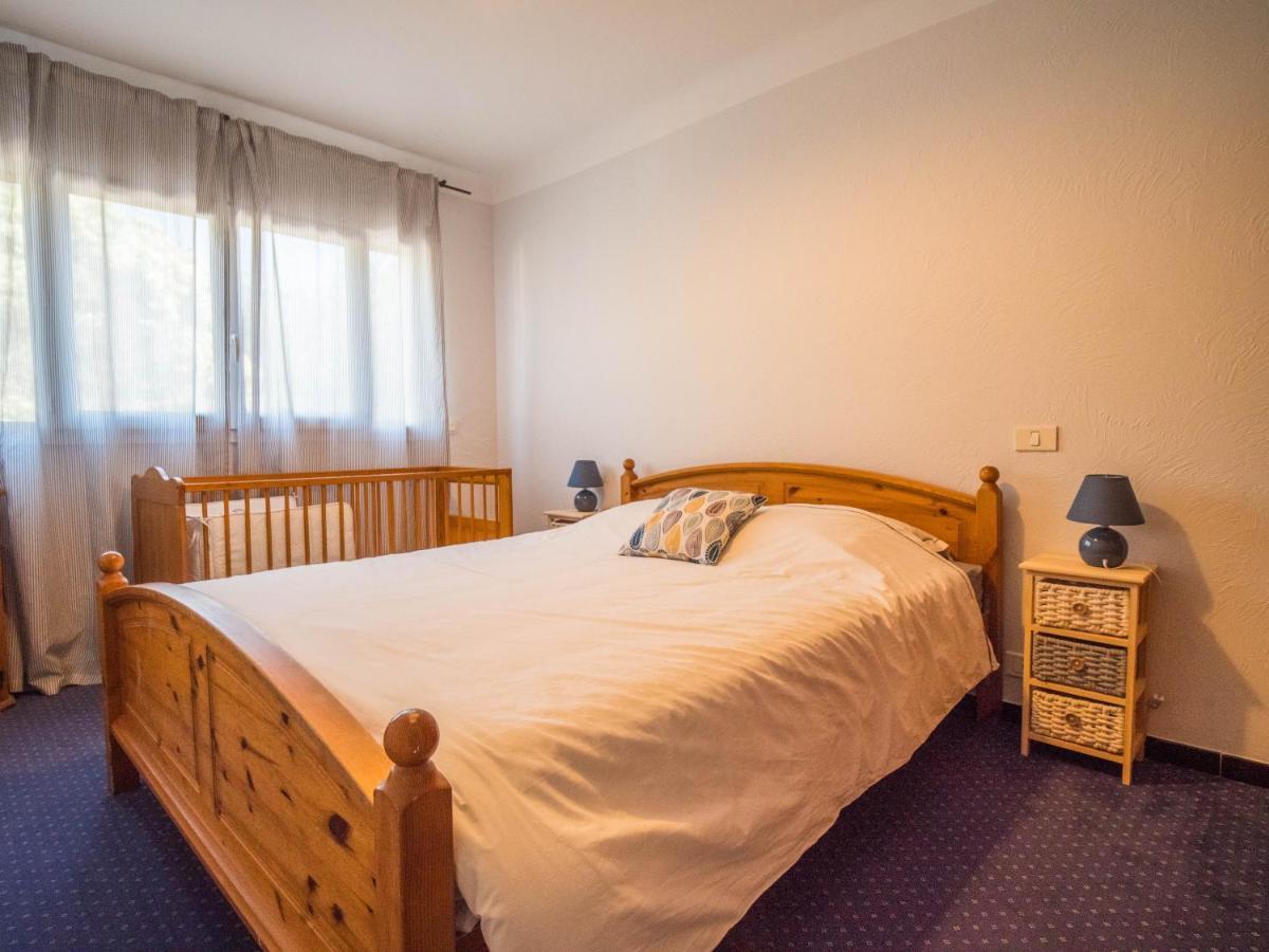 Camping Hotel Les Rives Du Loup Tourrettes-sur-Loup Eksteriør billede